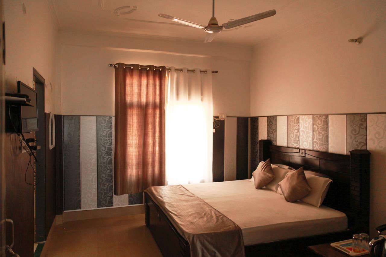 Nammastay Traveller'S Hub Tapovan Exterior photo