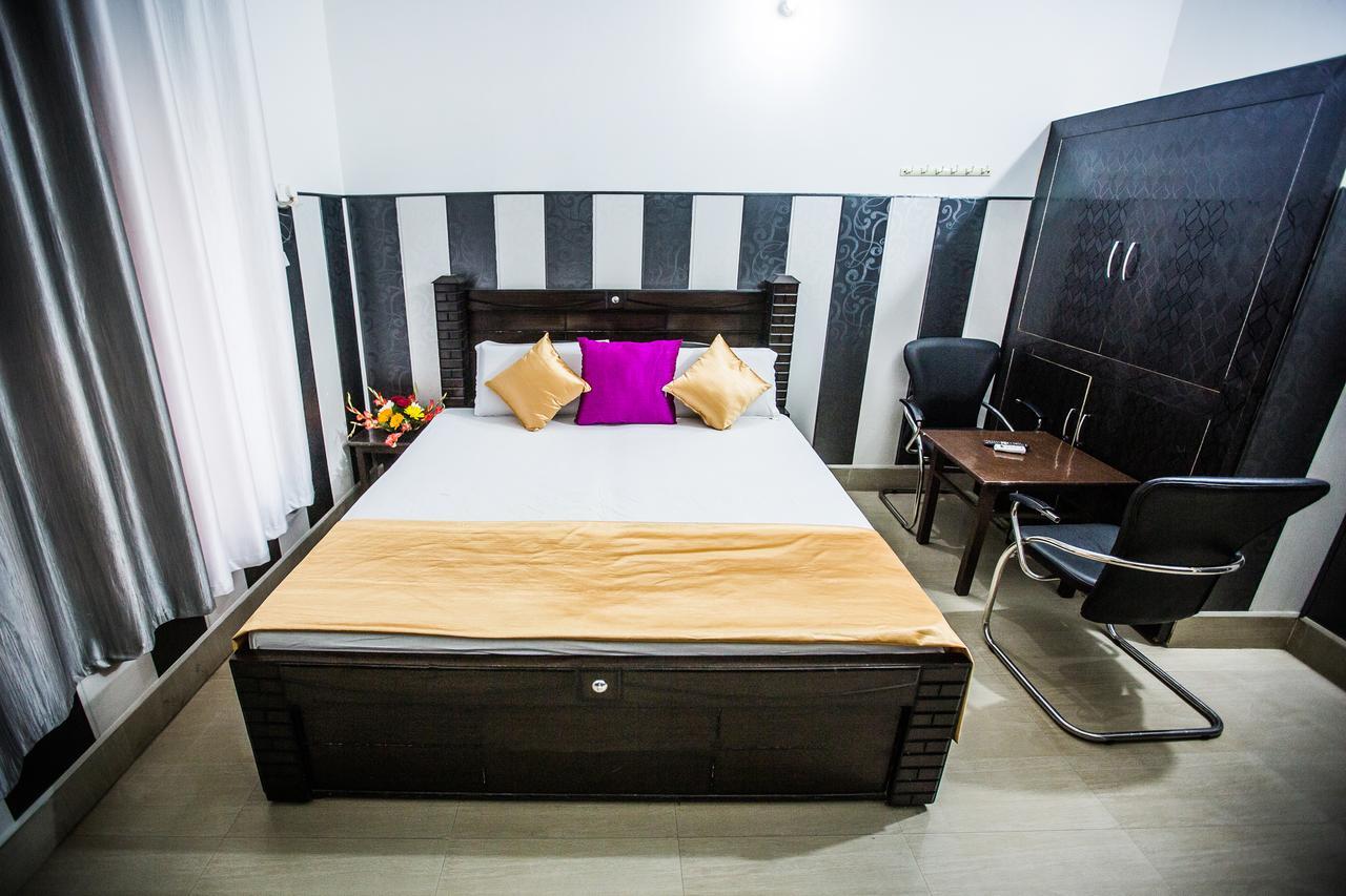 Nammastay Traveller'S Hub Tapovan Exterior photo